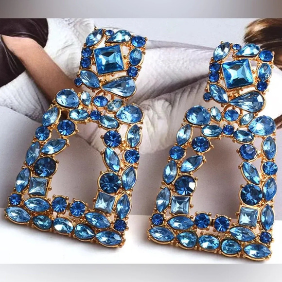Blue It Girl statement Earrings - Picture 1 of 4